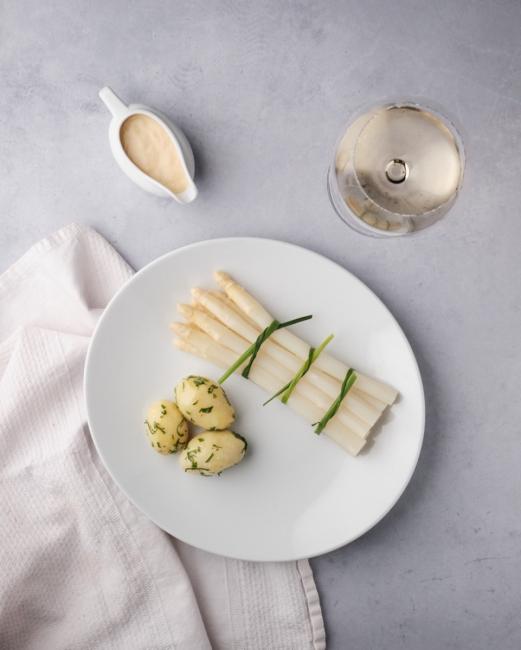 Spargel Essen im Restaurant Weisser Bock Heidelberg